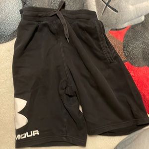 Mens small under armor cotton sweat shorts